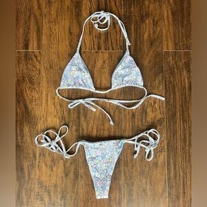Never-worn Frankie’s Bikinis floral swimsuit!